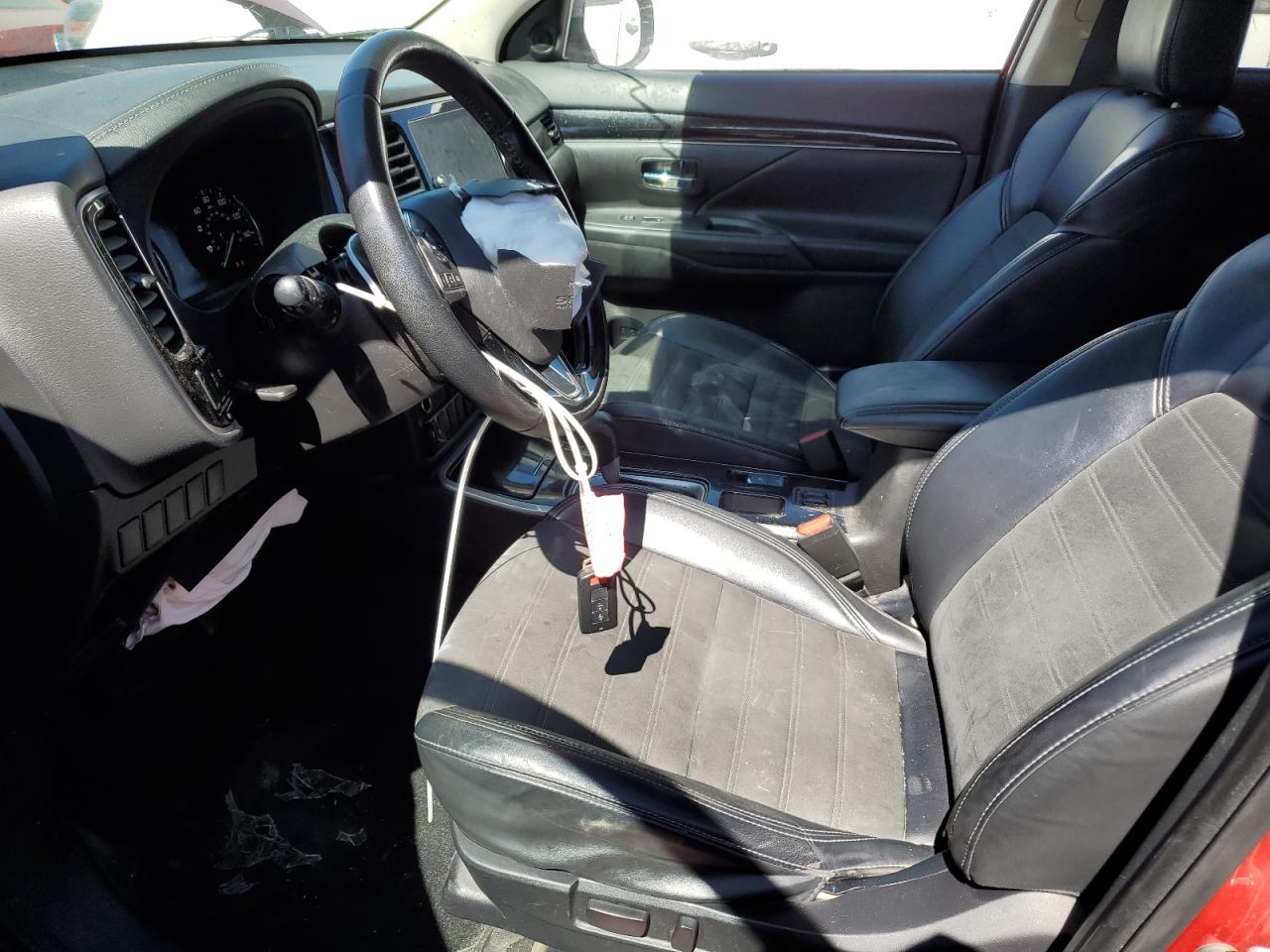 JA4AD3A31KZ027798 2019 Mitsubishi Outlander Se