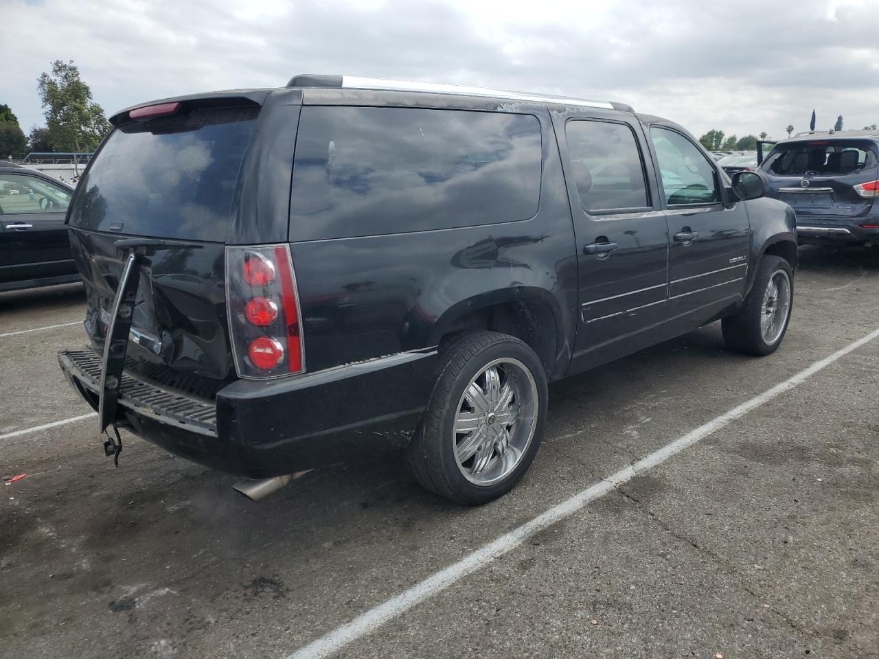 1GKFC66878J221803 2008 GMC Yukon Xl Denali