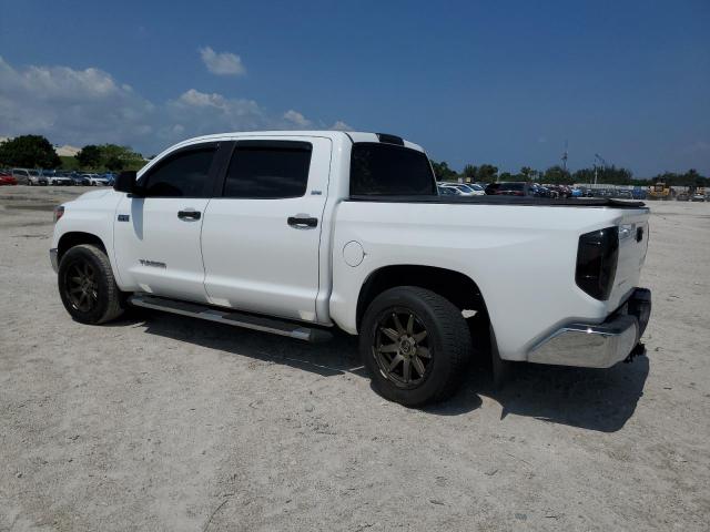 VIN 5TFEY5F17KX252608 2019 Toyota Tundra, Crewmax Sr5 no.2