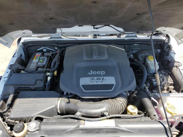 2012 Jeep Wrangler - Image 12