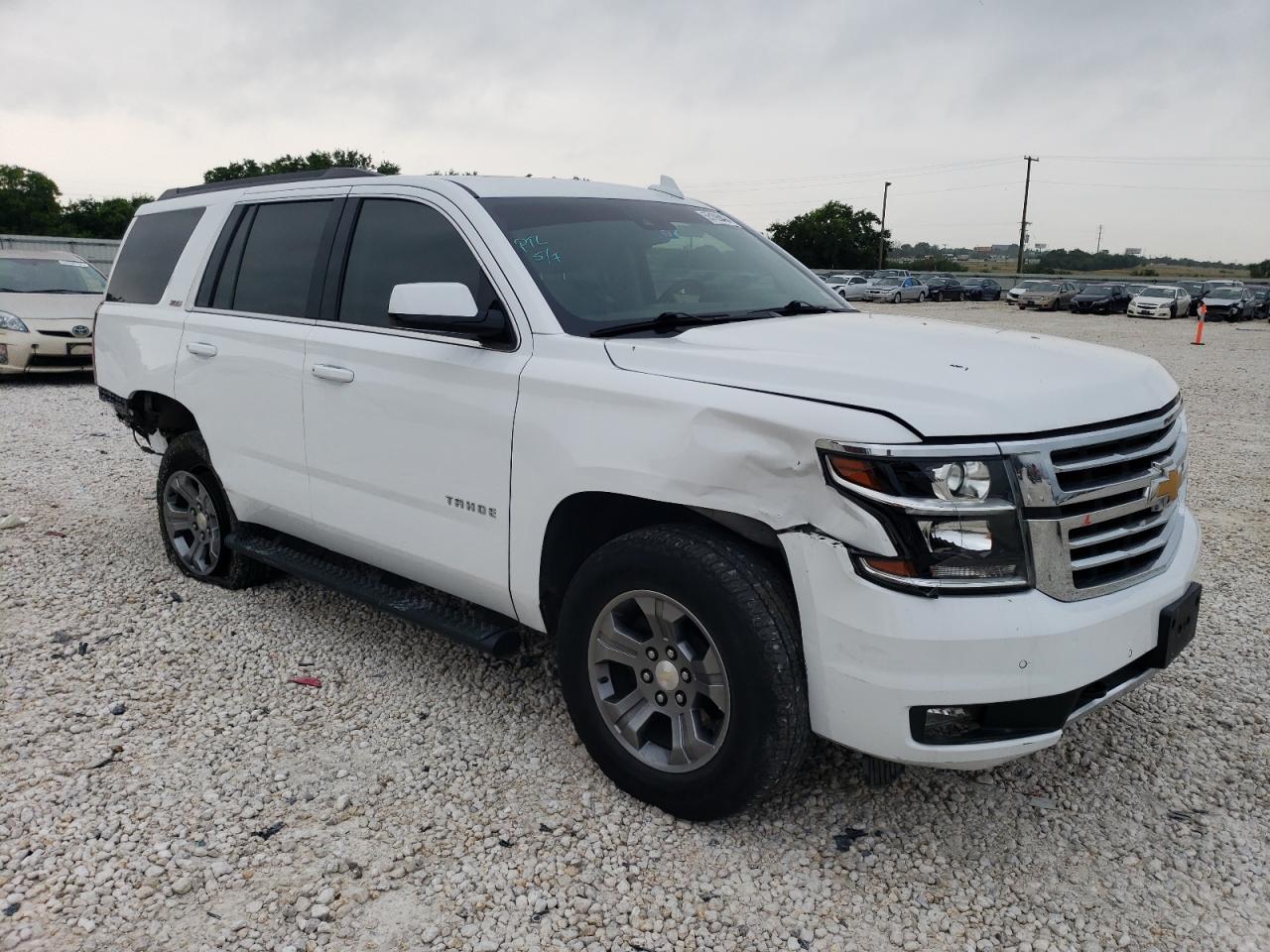 1GNSKBKCXKR341398 2019 Chevrolet Tahoe K1500 Lt