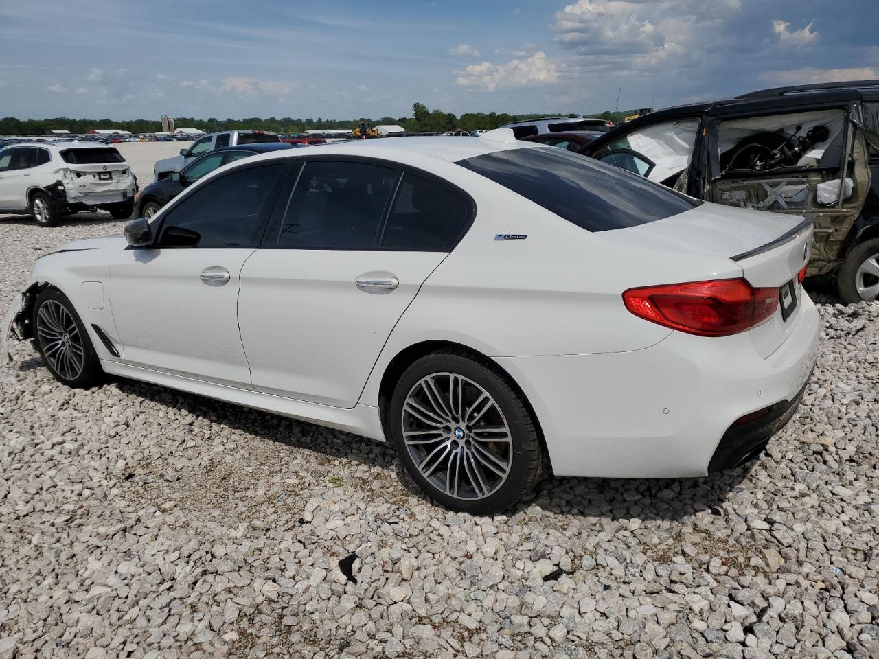 WBAJB1C52JB085504 2018 BMW 530Xe