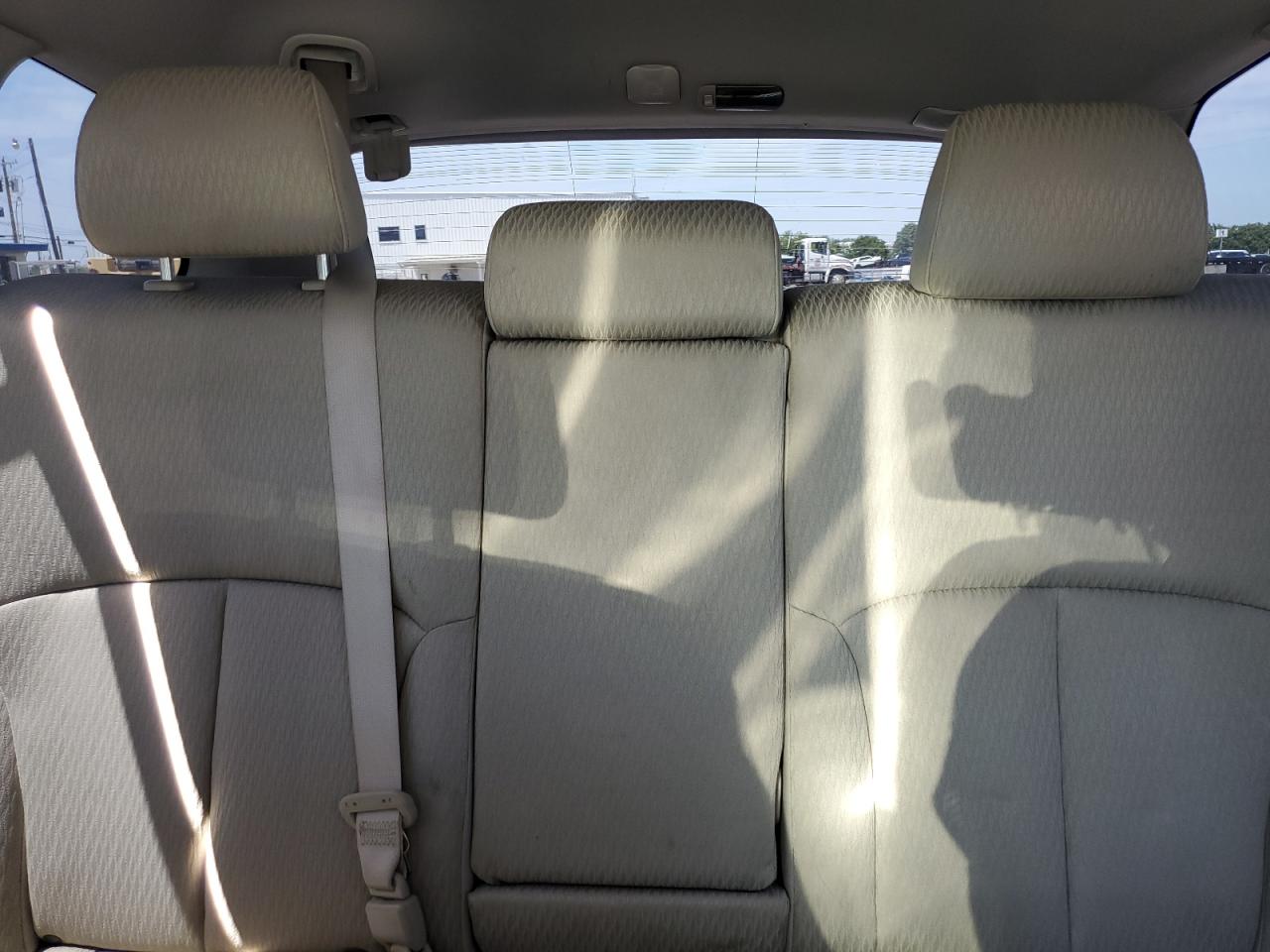 4S4BRCBCXB3319281 2011 Subaru Outback 2.5I Premium