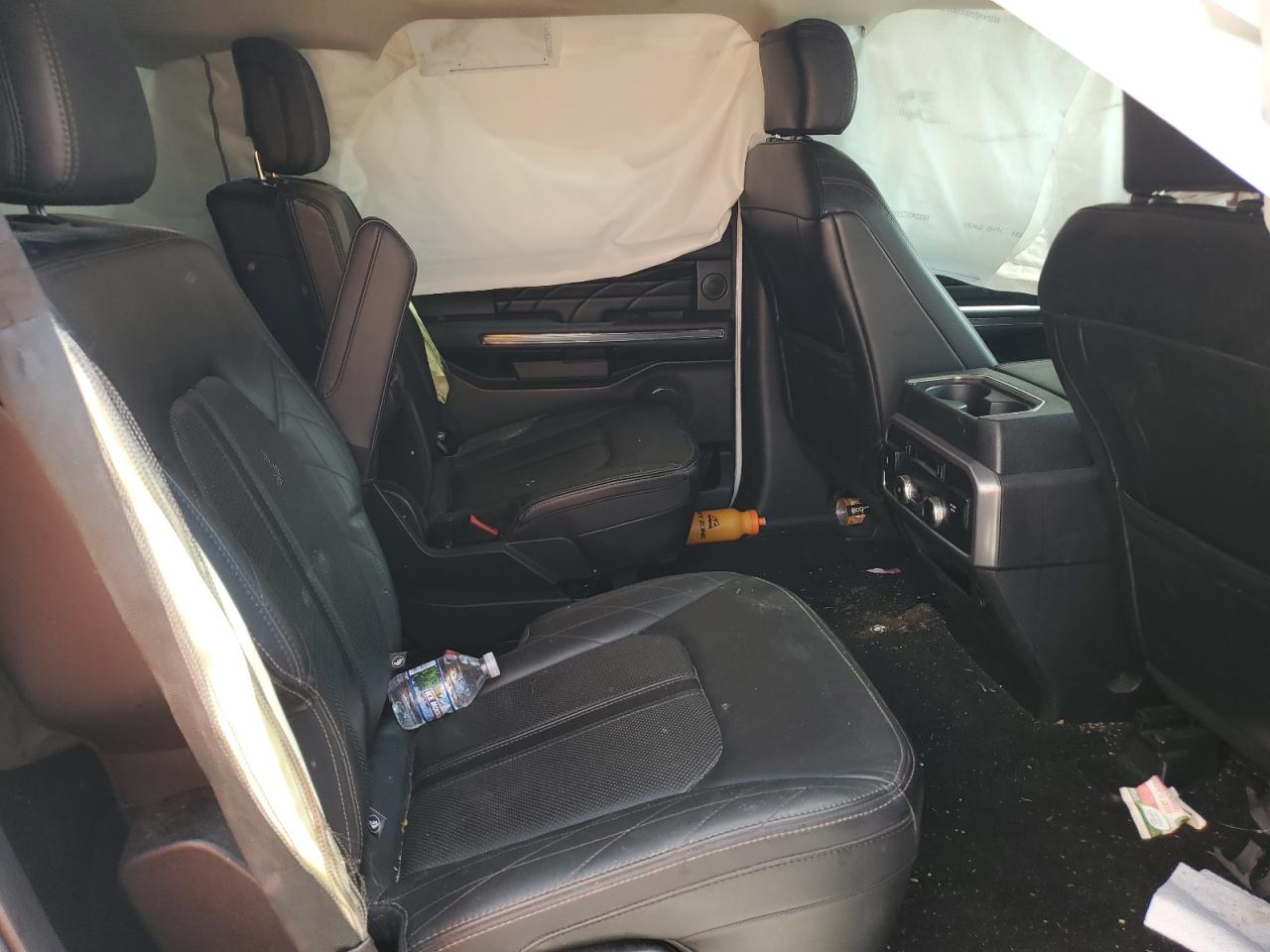 1FMJU1MT5KEA24640 2019 Ford Expedition Platinum