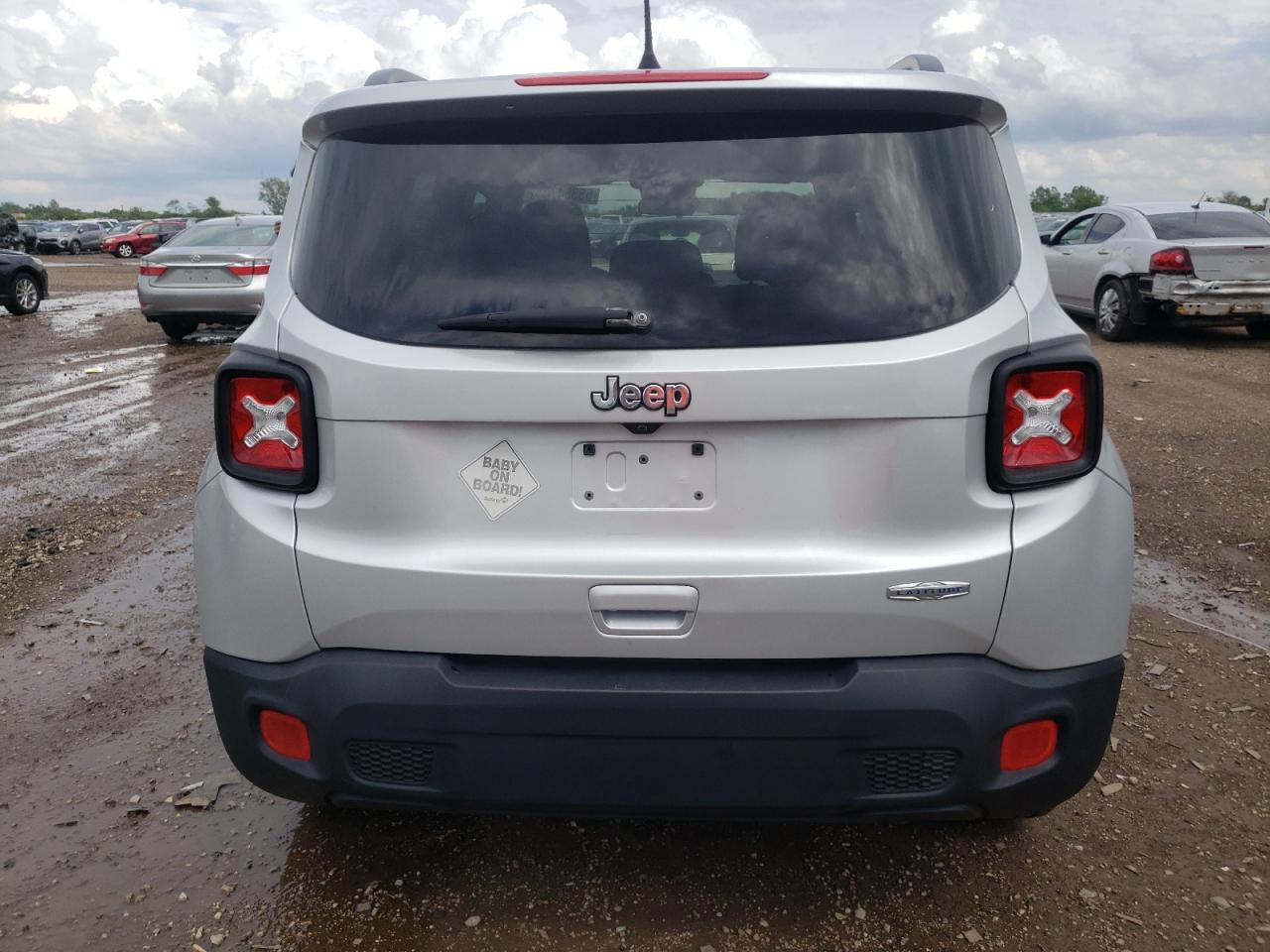ZACCJABB6JPJ70905 2018 Jeep Renegade Latitude