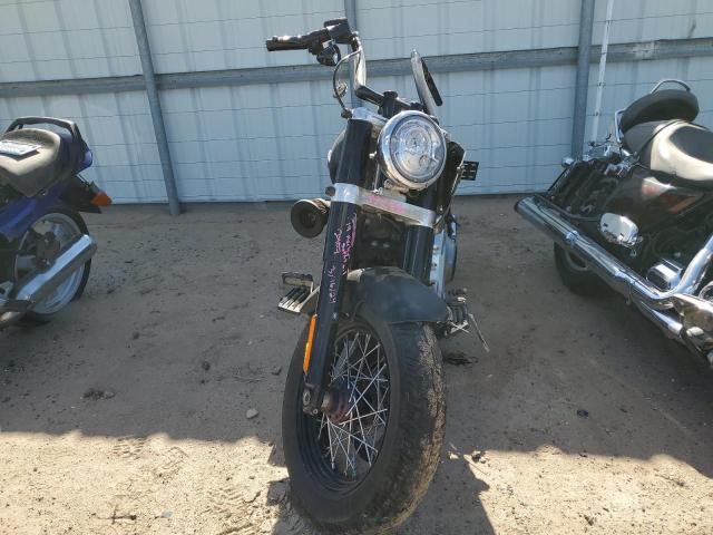 2019 HARLEY-DAVIDSON FLSL - 1HD1YDJ23KB022407