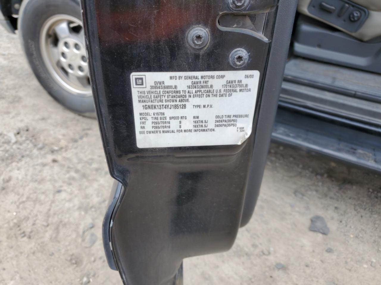 1GNEK13T4YJ185128 2000 Chevrolet Tahoe K1500