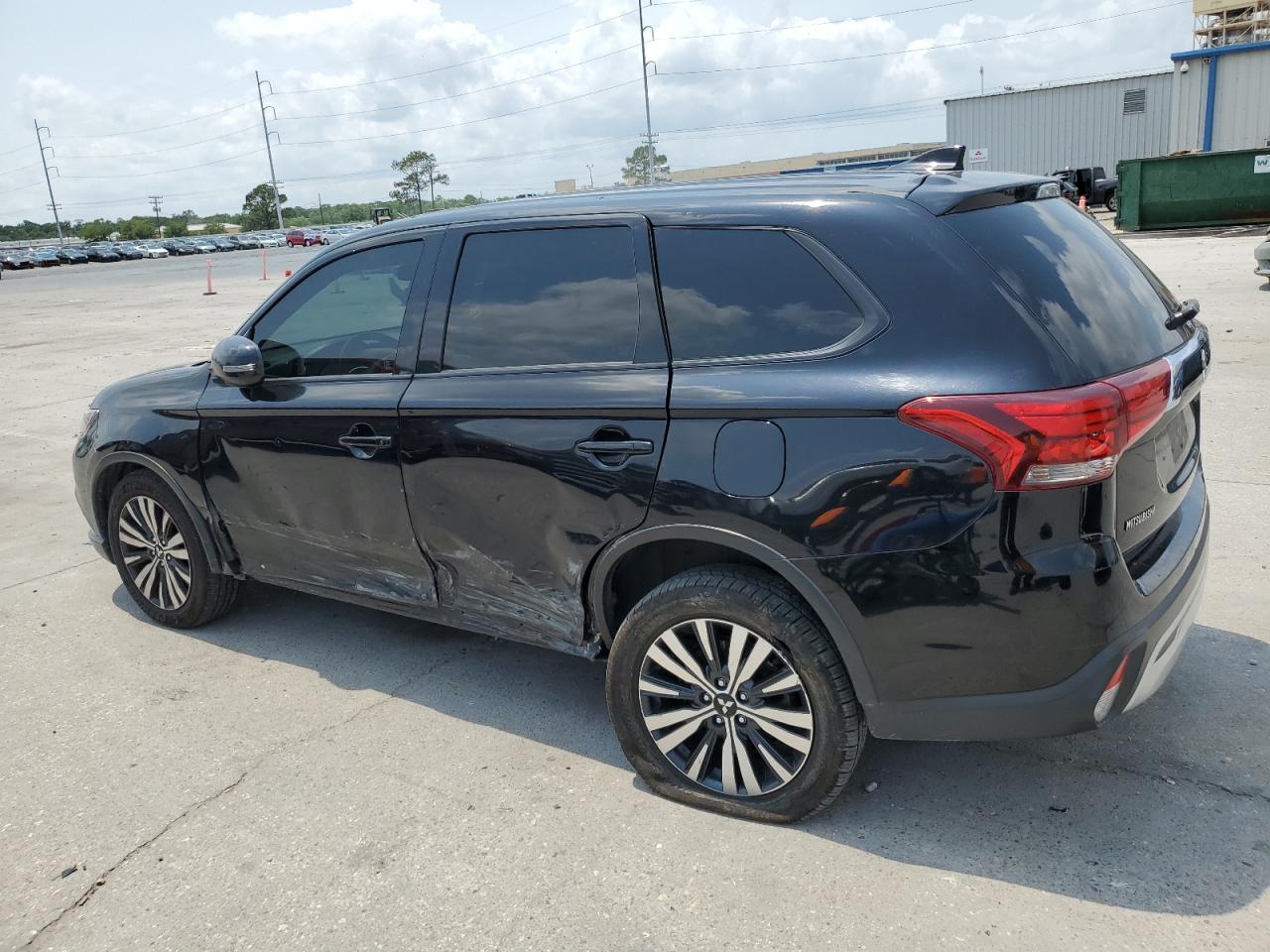 JA4AZ3A39KZ043653 2019 Mitsubishi Outlander Se