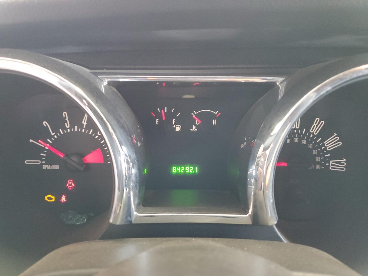 1ZVFT80N555171099 2005 Ford Mustang