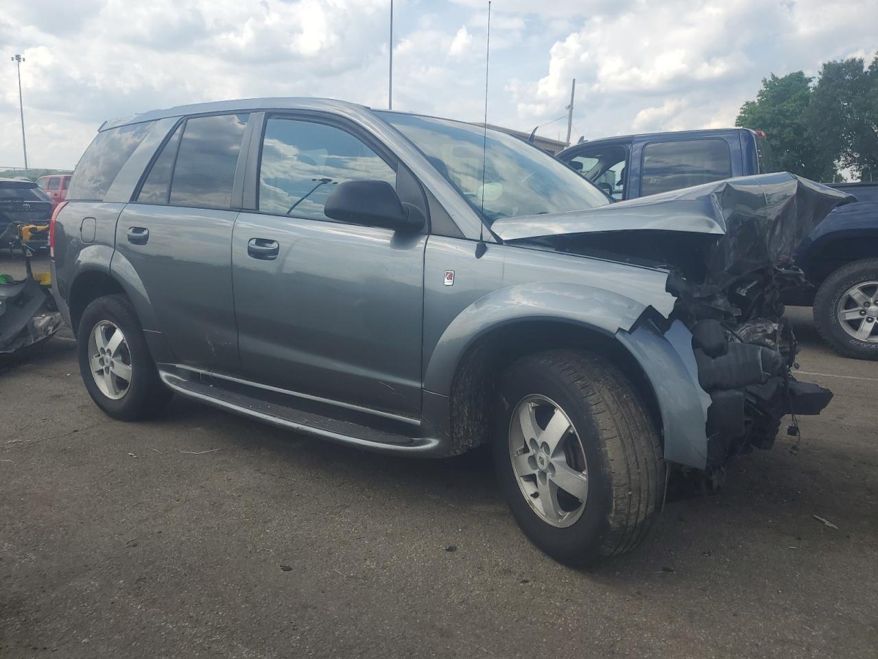 5GZCZ33D55S870338 2005 Saturn Vue