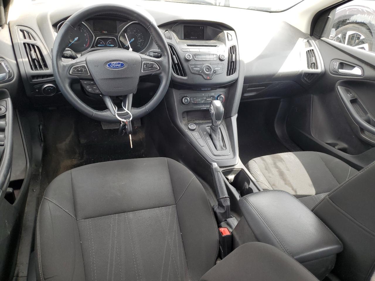 1FADP3F22GL228331 2016 Ford Focus Se