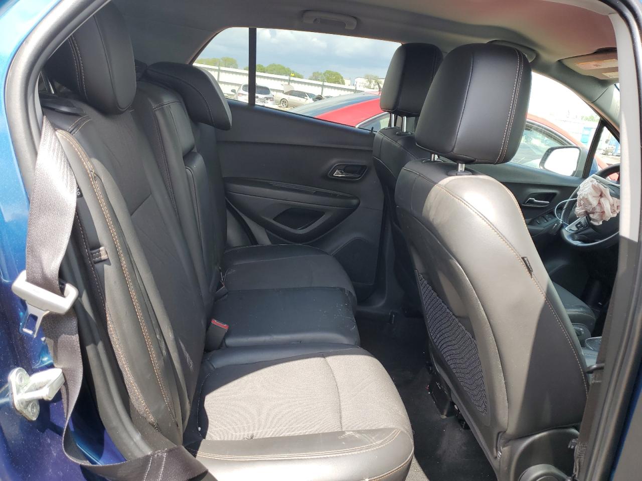 3GNCJPSB2LL300431 2020 Chevrolet Trax 1Lt