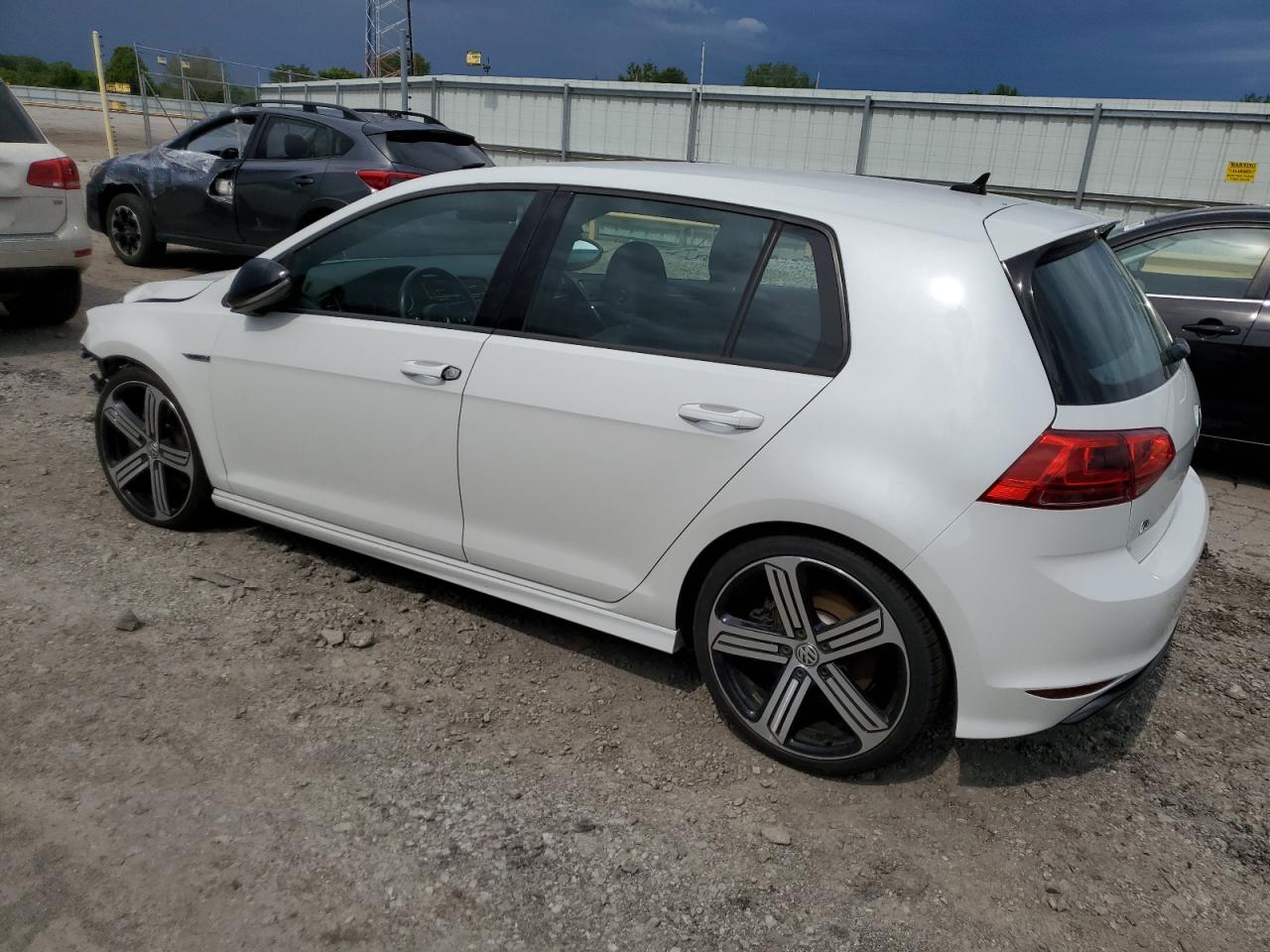 WVWLF7AU0GW241912 2016 Volkswagen Golf R