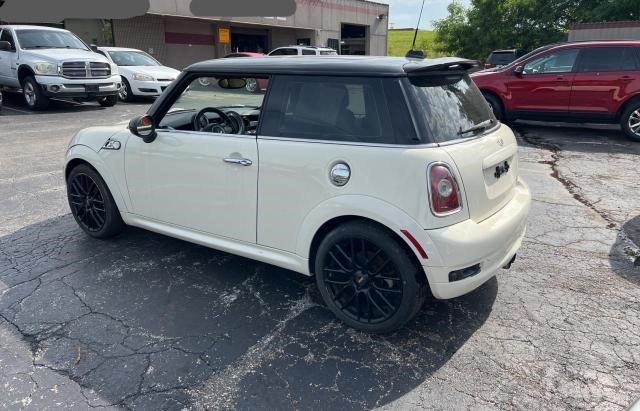 2010 Mini Cooper S VIN: WMWMF7C59ATZ71530 Lot: 57233274