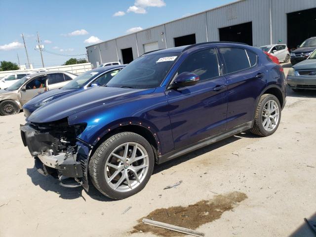 ZASFAKNN7J7B63106 2018 ALFA ROMEO STELVIO - Image 1