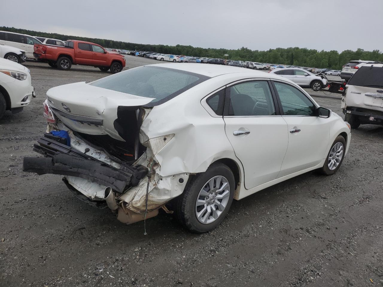 2015 Nissan Altima 2.5 vin: 1N4AL3AP9FN310982