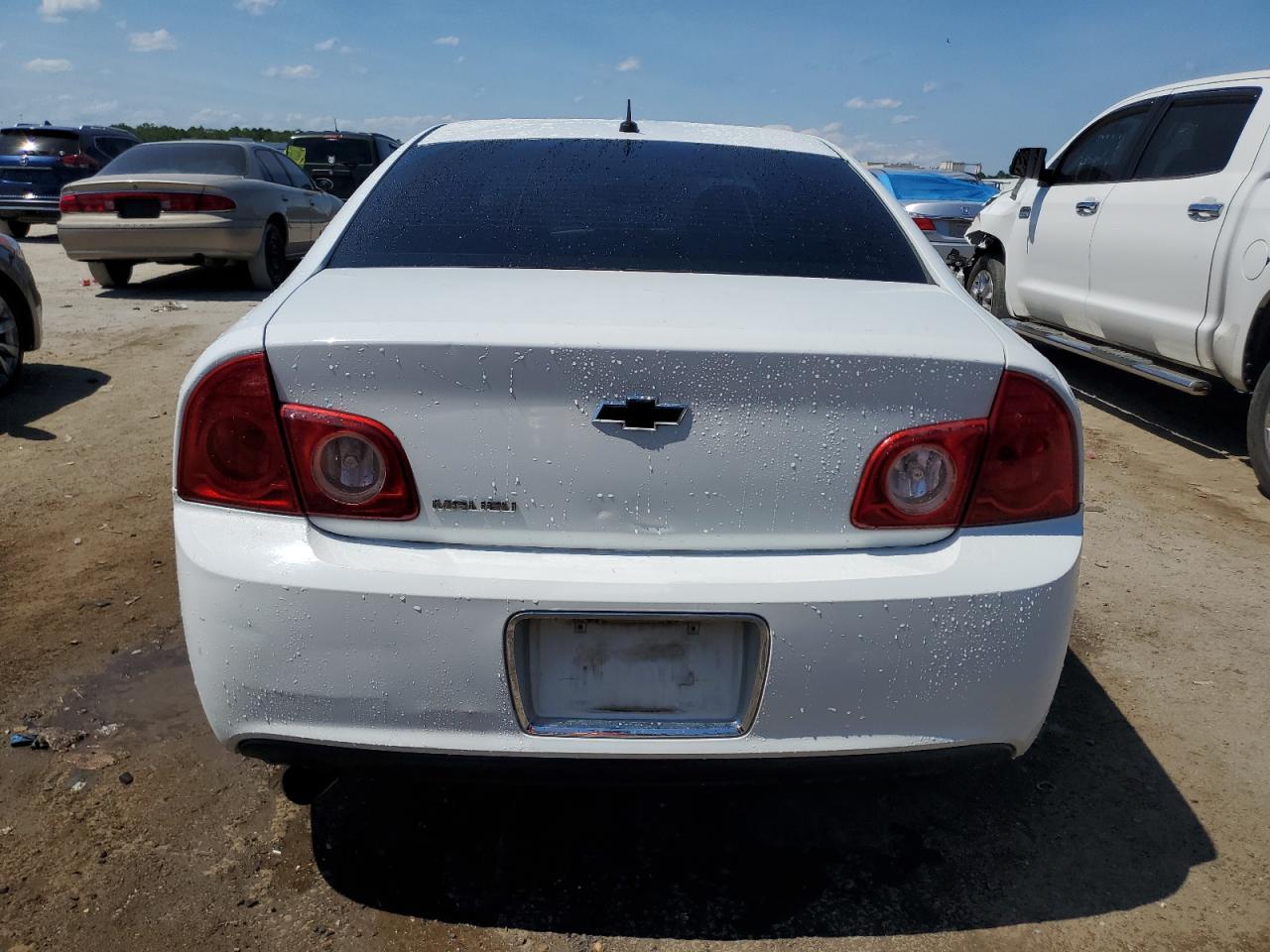 1G1ZB5EB3A4111914 2010 Chevrolet Malibu Ls