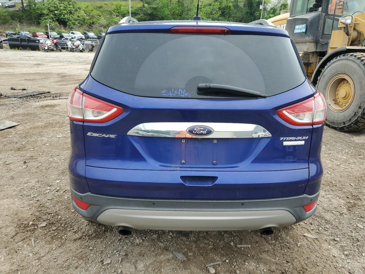 1FMCU0J98GUC73054 2016 Ford Escape Titanium