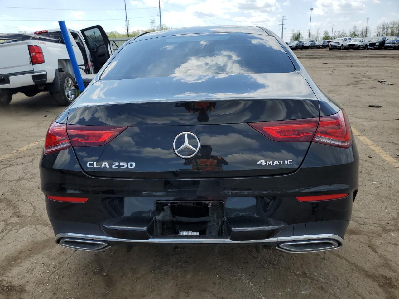 W1K5J4HBXPN338556 2023 Mercedes-Benz Cla 250 4Matic