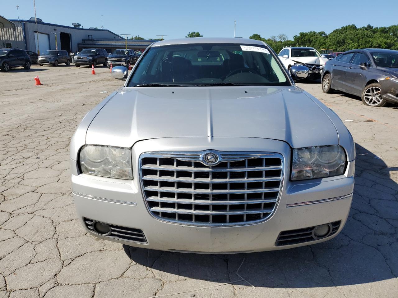 2C3CA5CV5AH167518 2010 Chrysler 300 Touring