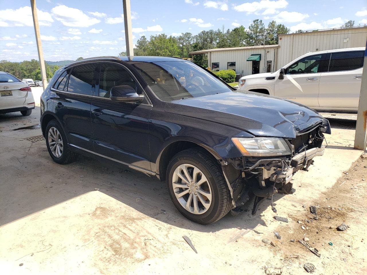 WA1CFAFP3EA111840 2014 Audi Q5 Premium