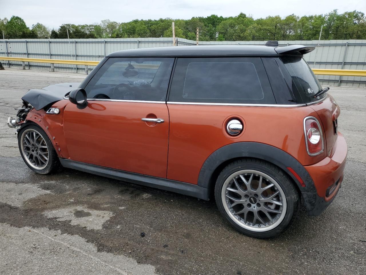 2012 Mini Cooper S vin: WMWSV3C55CTY19072