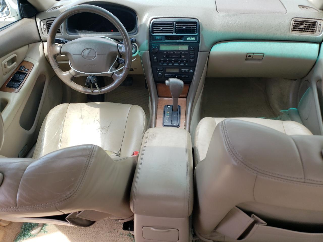 JT8BF28G8X0216983 1999 Lexus Es 300