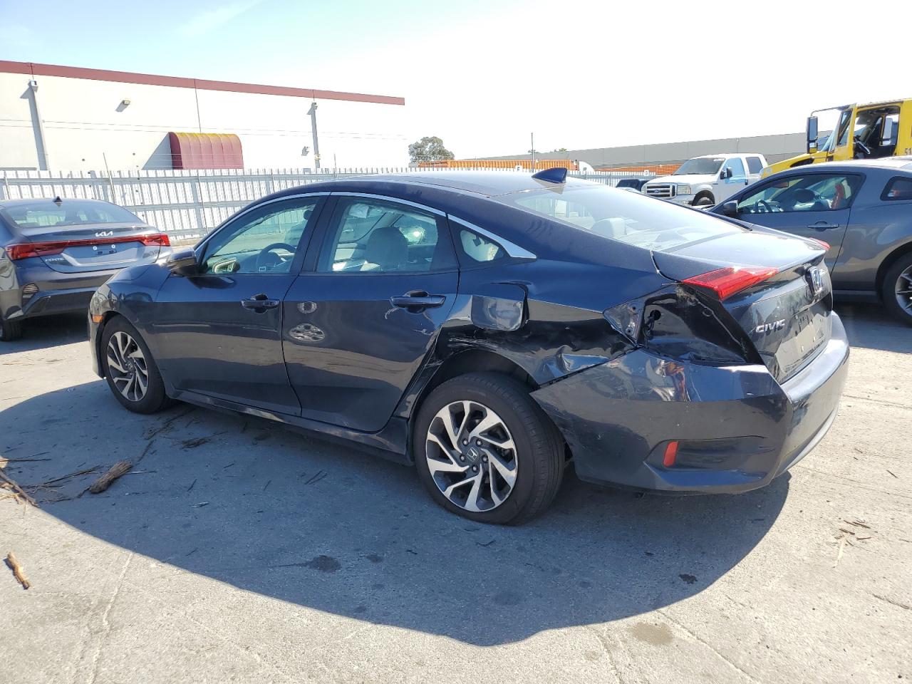 2017 Honda Civic Ex vin: 19XFC2F74HE213926