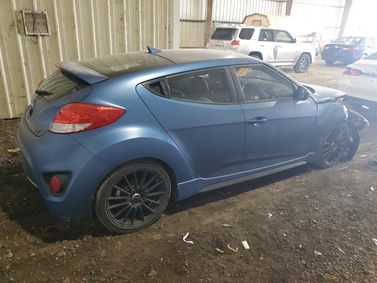 KMHTC6AE5GU252956 2016 Hyundai Veloster Turbo