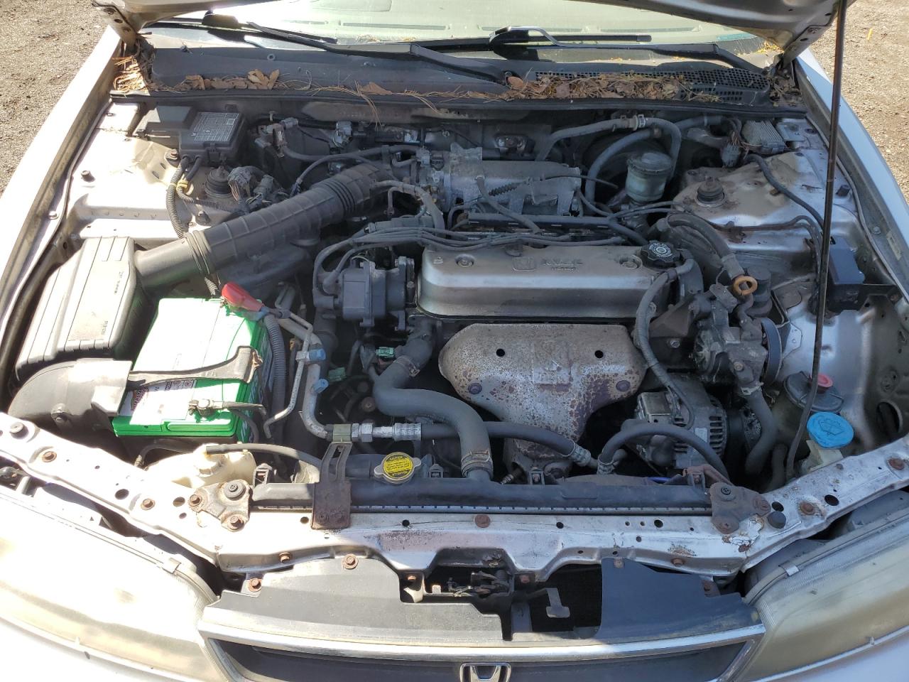 1HGCD568XVA184183 1997 Honda Accord Value