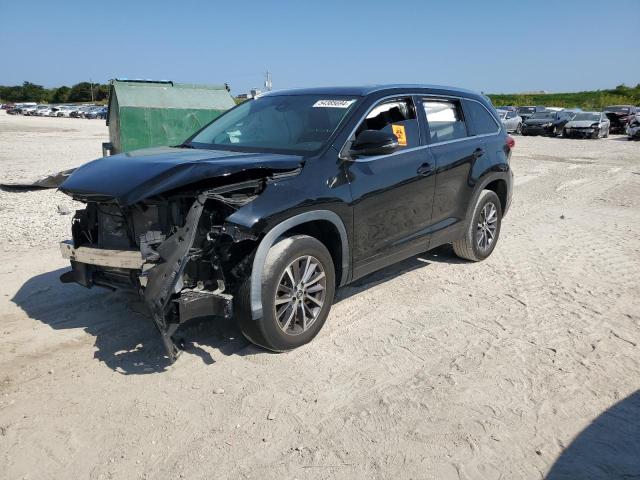 VIN 5TDKZRFH8KS570988 2019 Toyota Highlander, SE no.1