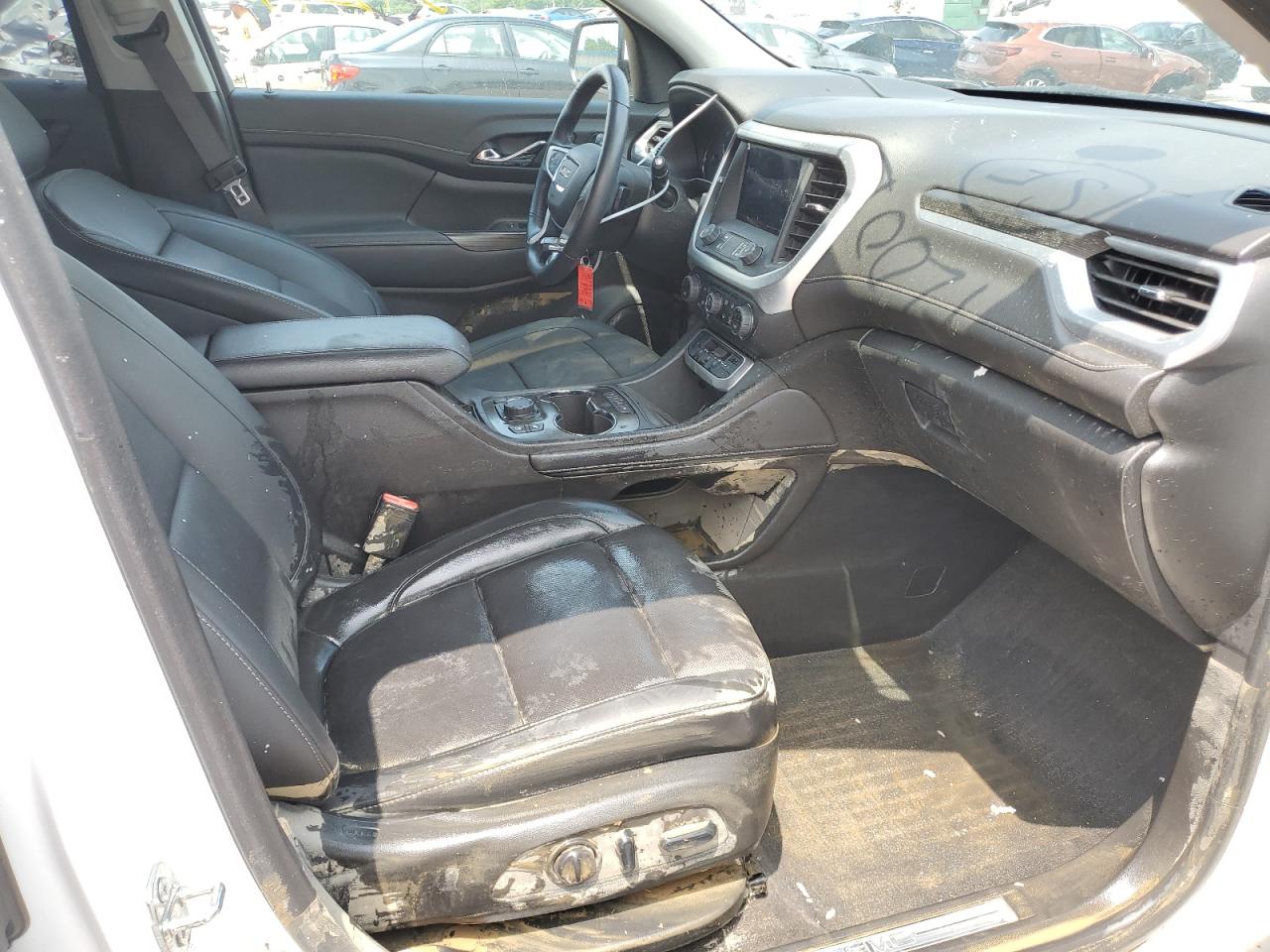 1GKKNML48NZ158738 2022 GMC Acadia Slt