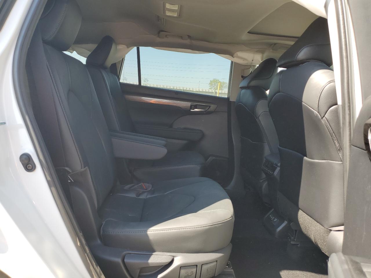 5TDXBRCHXNS540541 2022 Toyota Highlander Hybrid Limited