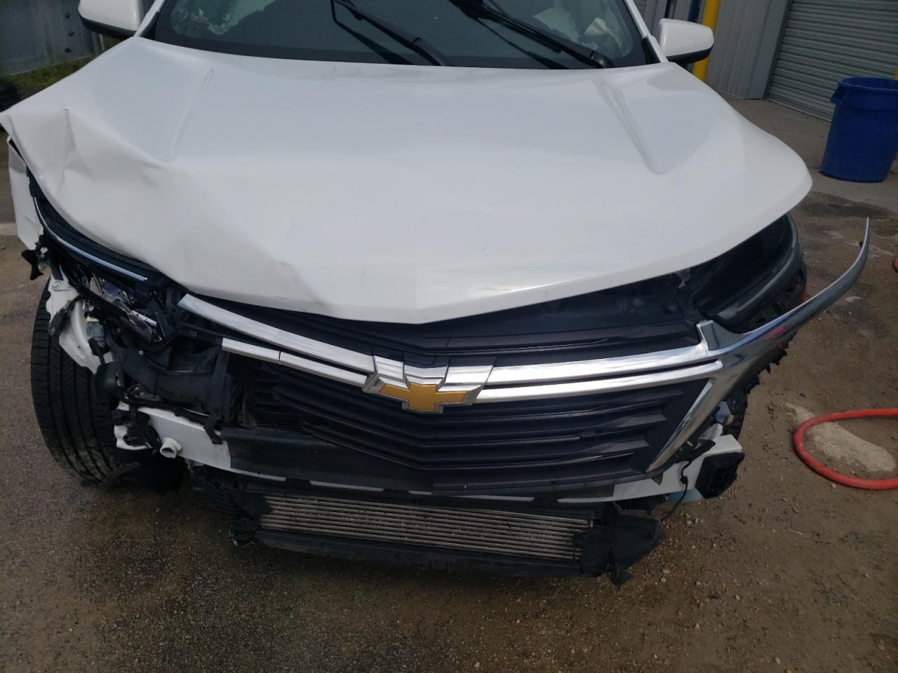 VIN: 2GNAXTEV8N6133651 2022 CHEVROLET EQUINOX