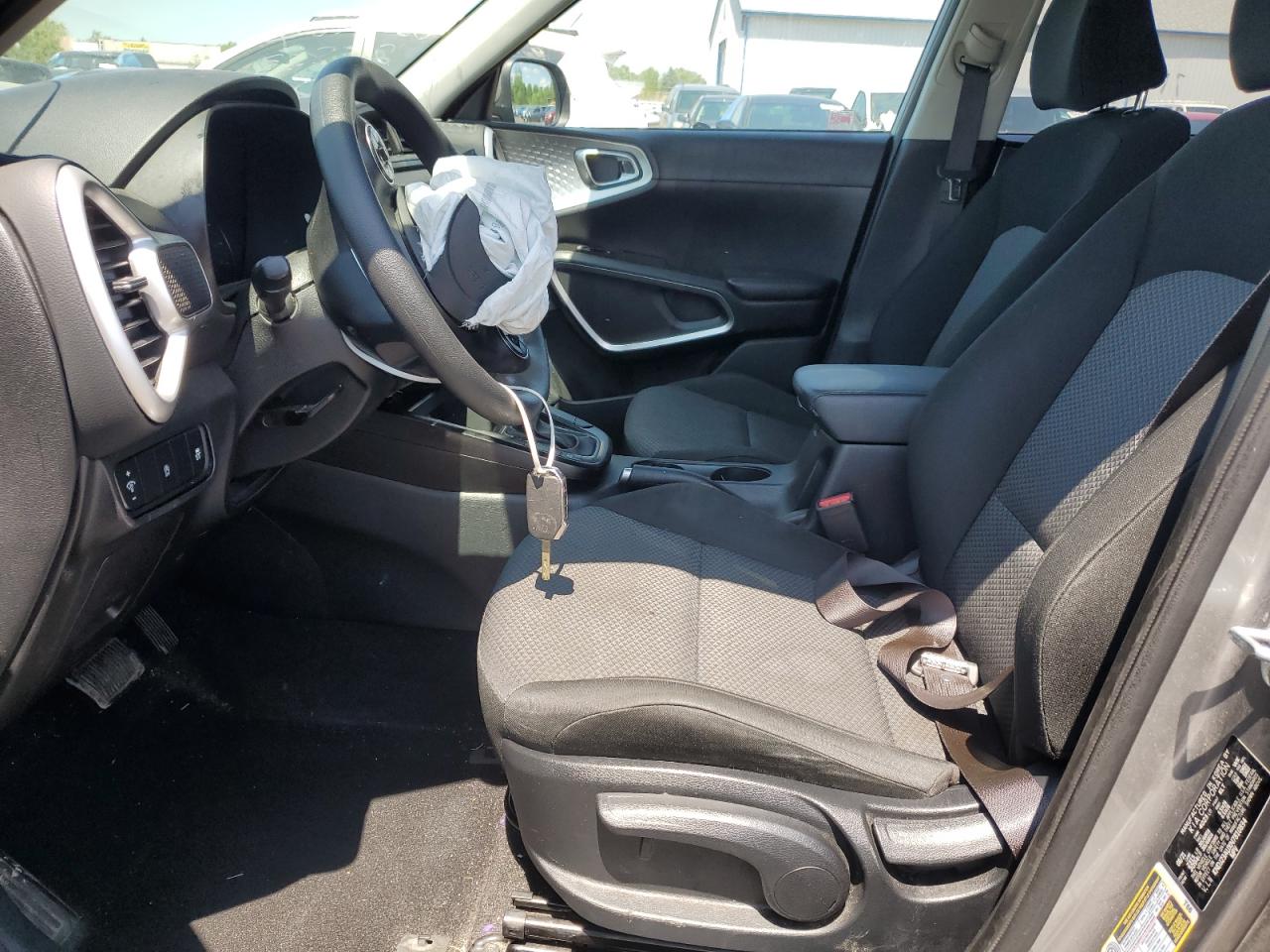 KNDJ23AUXN7810834 2022 Kia Soul Lx