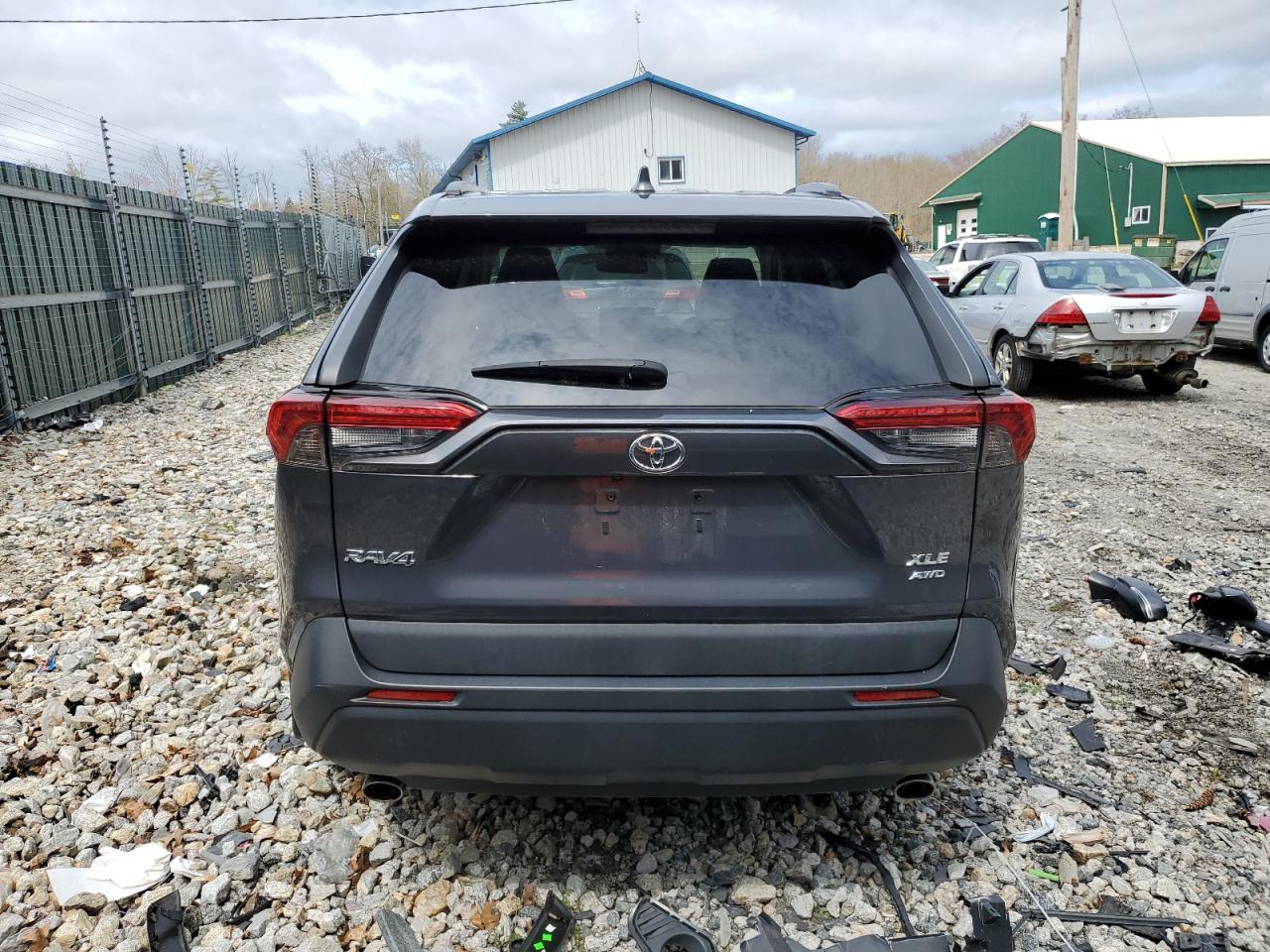 2019 Toyota Rav4 Xle vin: 2T3P1RFV9KW058397