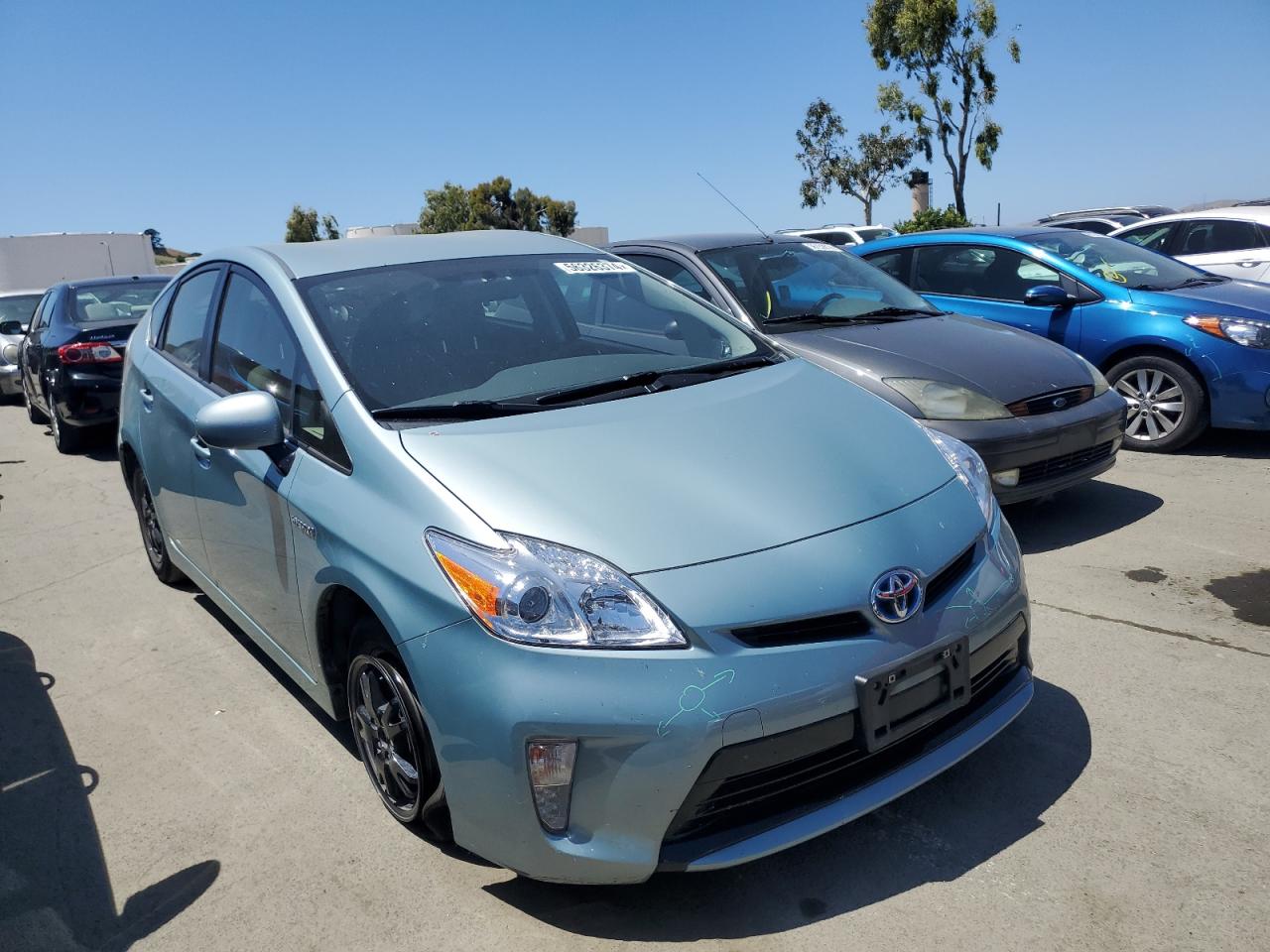 JTDKN3DUXF1969011 2015 Toyota Prius