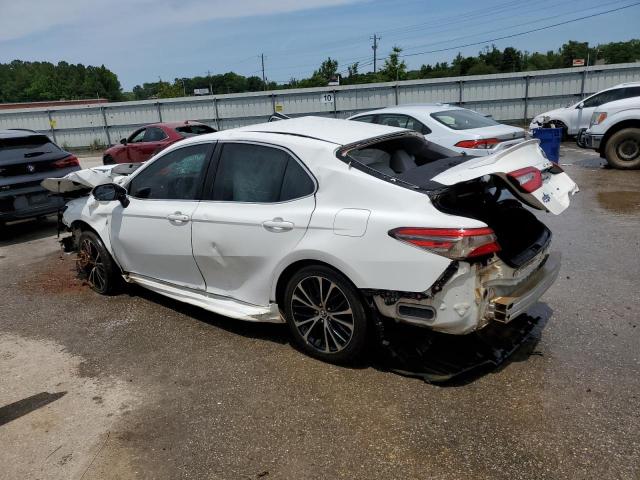 JTNB11HK0J3025932 2018 TOYOTA CAMRY - Image 2