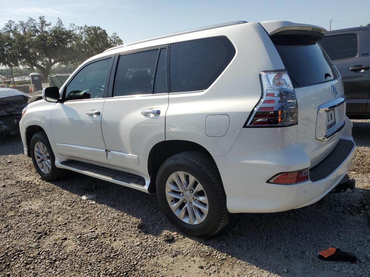 JTJBM7FXXK5237284 2019 Lexus Gx 460