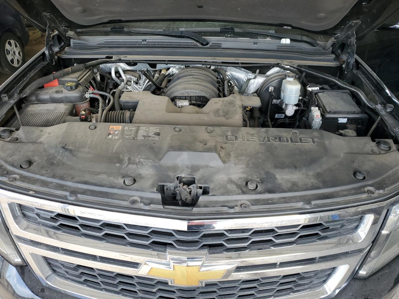 1GNSKHKC0GR275924 2016 Chevrolet Suburban K1500 Lt