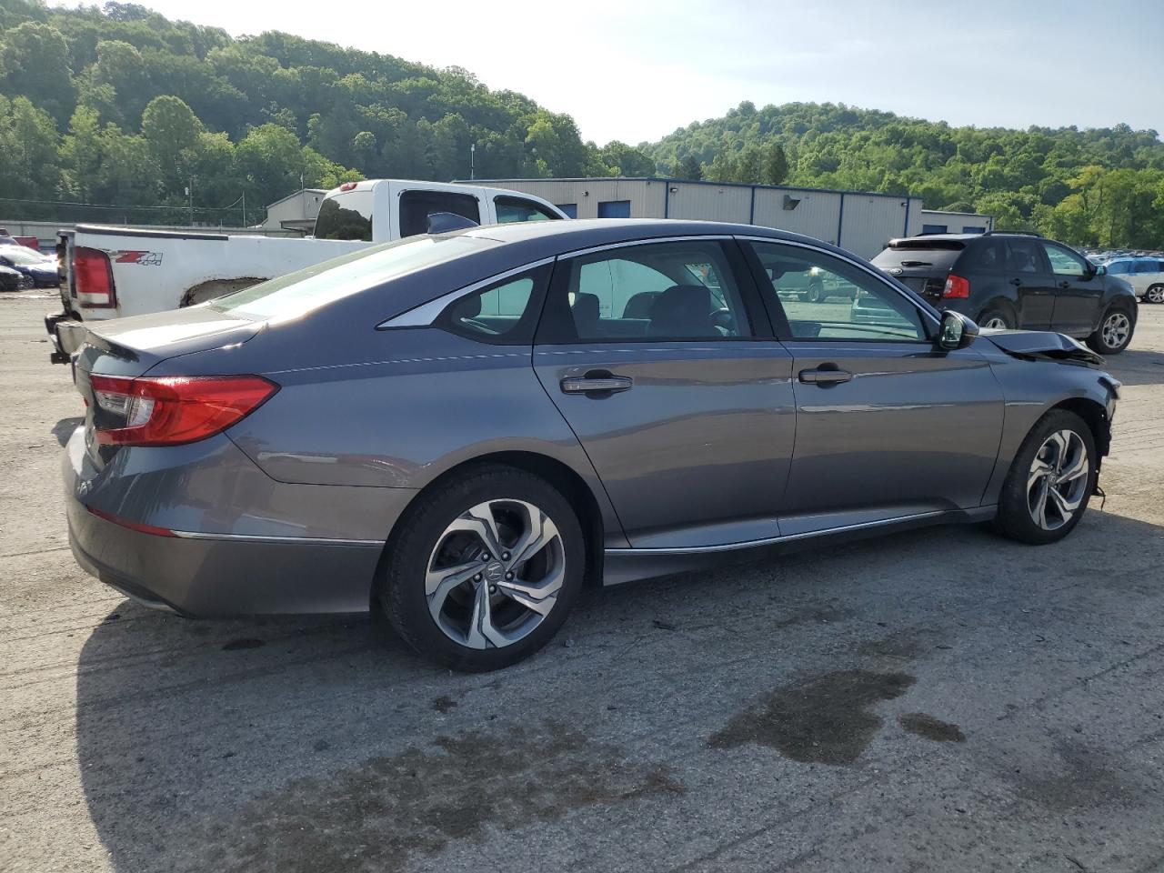 1HGCV1F68JA032742 2018 Honda Accord Exl