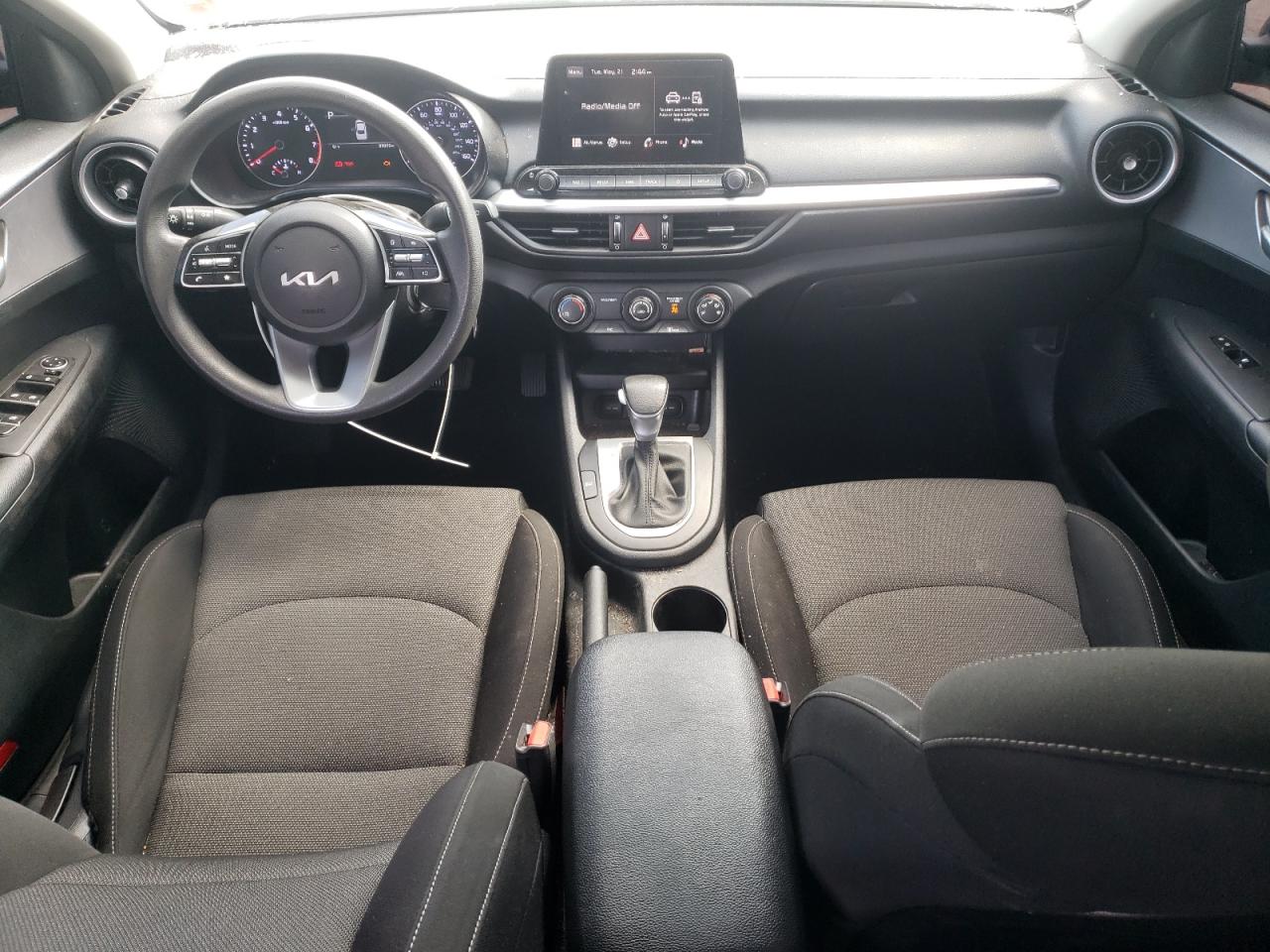 3KPF24AD1PE519704 2023 Kia Forte Lx