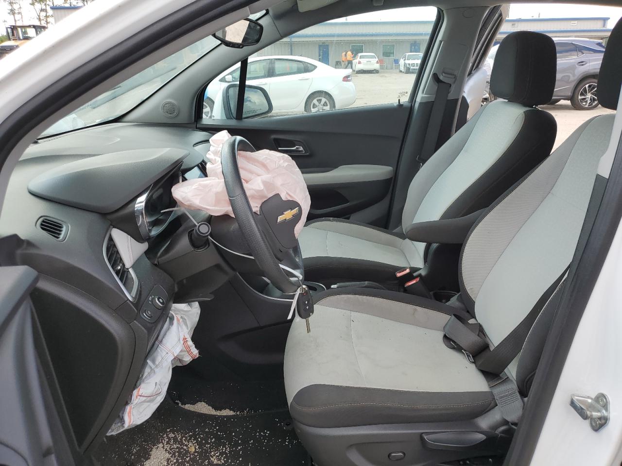 3GNCJKSB0LL237428 2020 Chevrolet Trax Ls