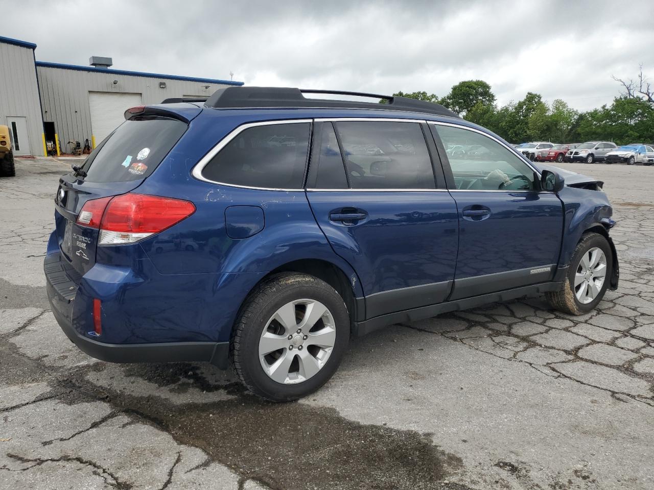 Lot #2526640980 2010 SUBARU OUTBACK 2.