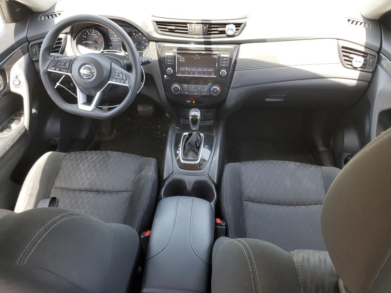 KNMAT2MT1JP582811 2018 Nissan Rogue S