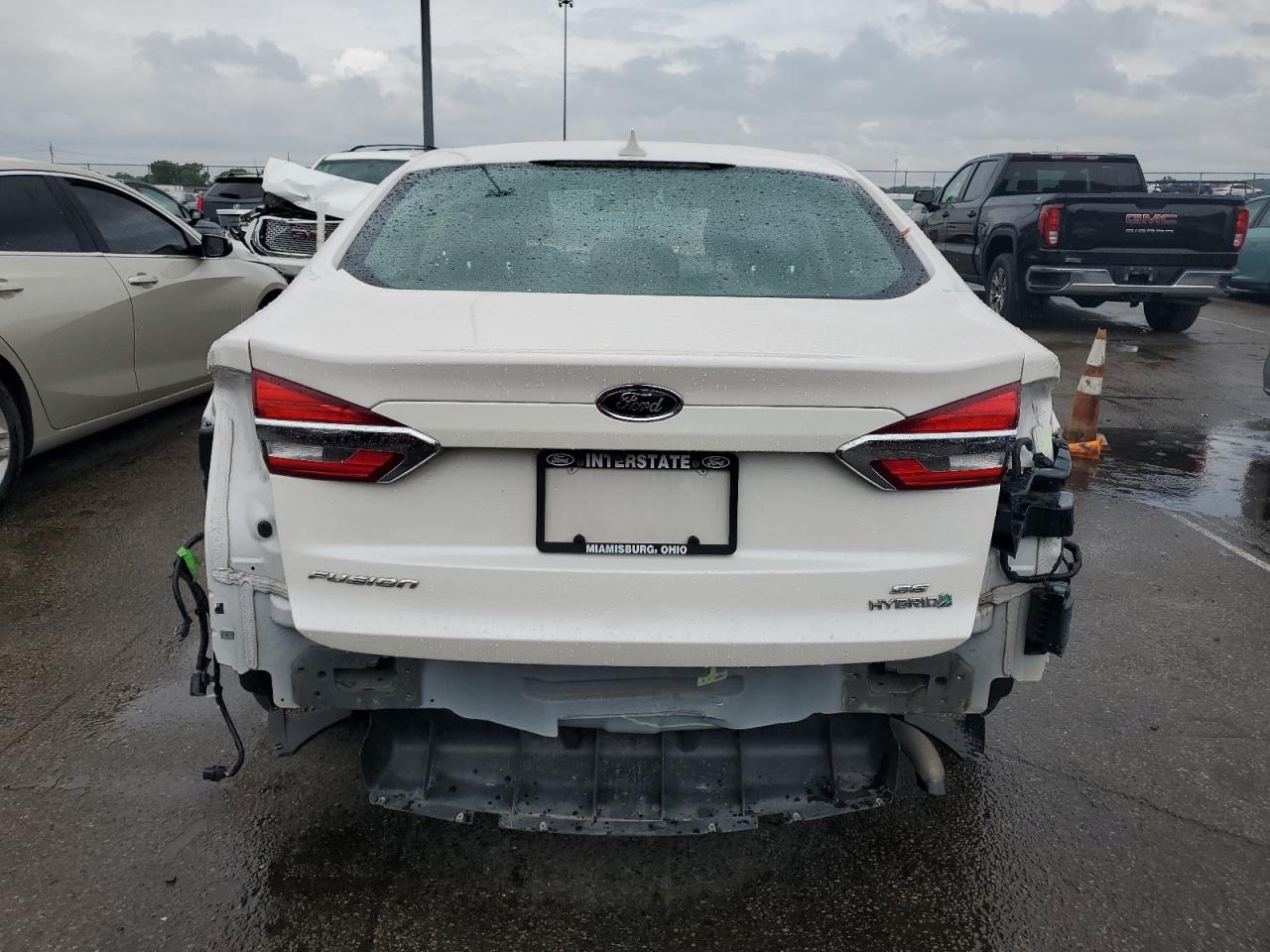 3FA6P0LU7KR165718 2019 Ford Fusion Se