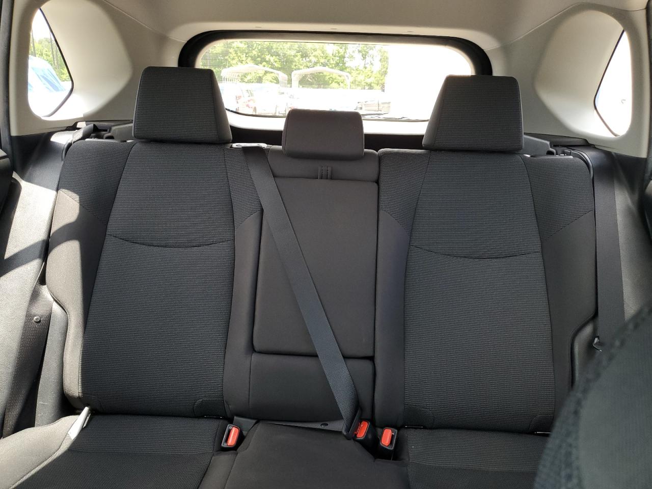 2T3F1RFV0LW106382 2020 Toyota Rav4 Le