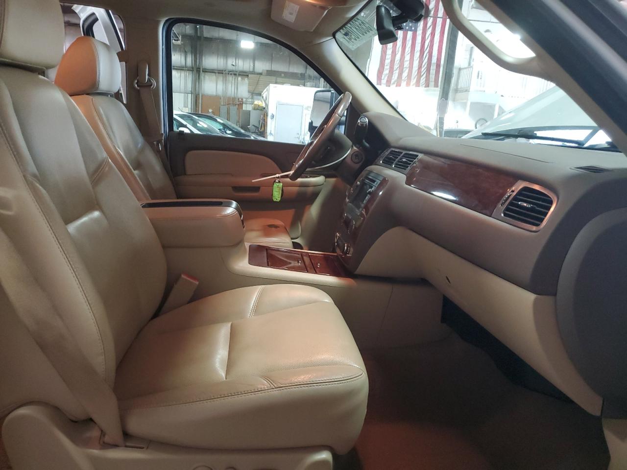 1GNFK33039J118625 2009 Chevrolet Tahoe K1500 Ltz