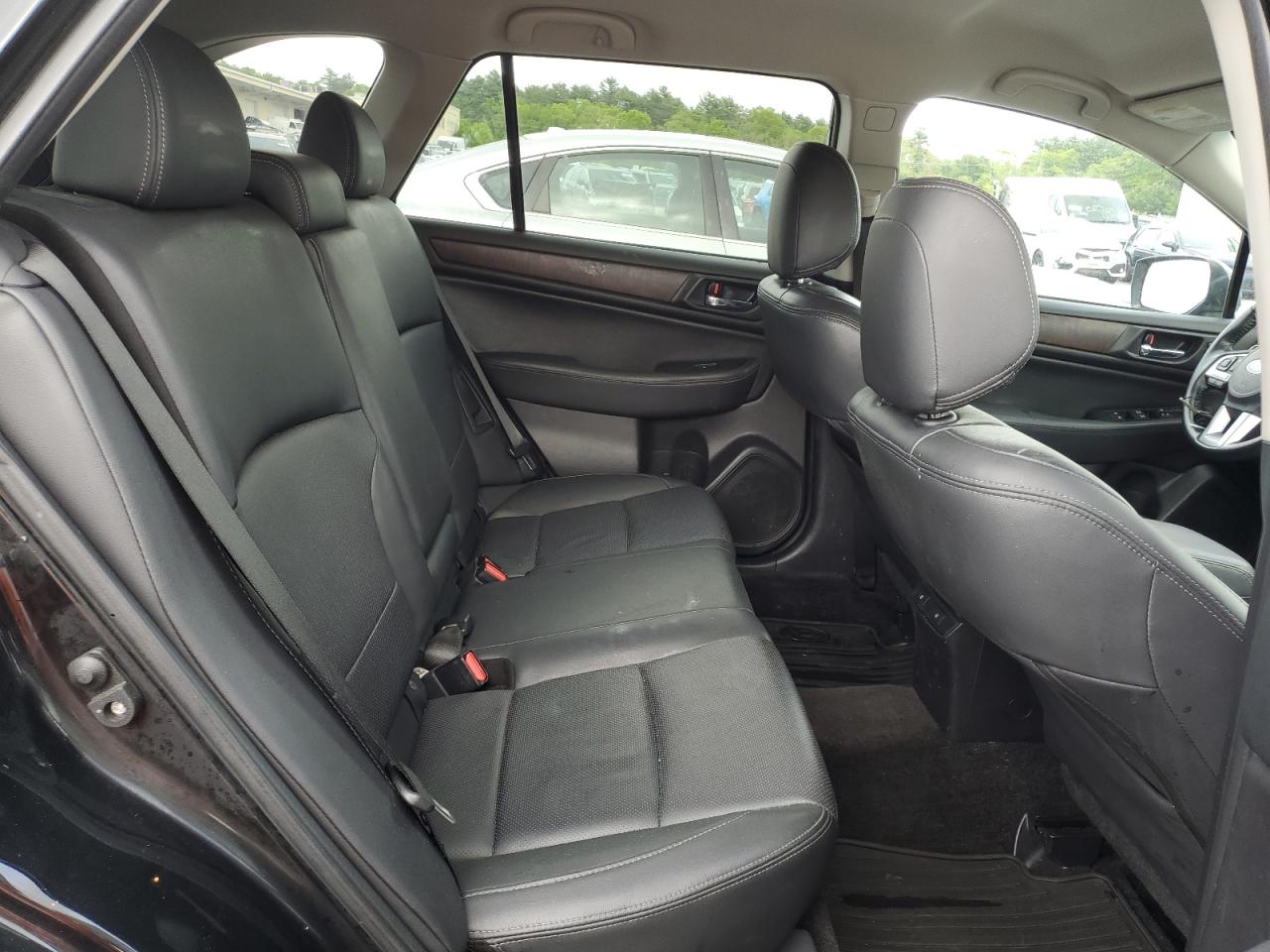 4S4BSAJC5F3264142 2015 Subaru Outback 2.5I Limited