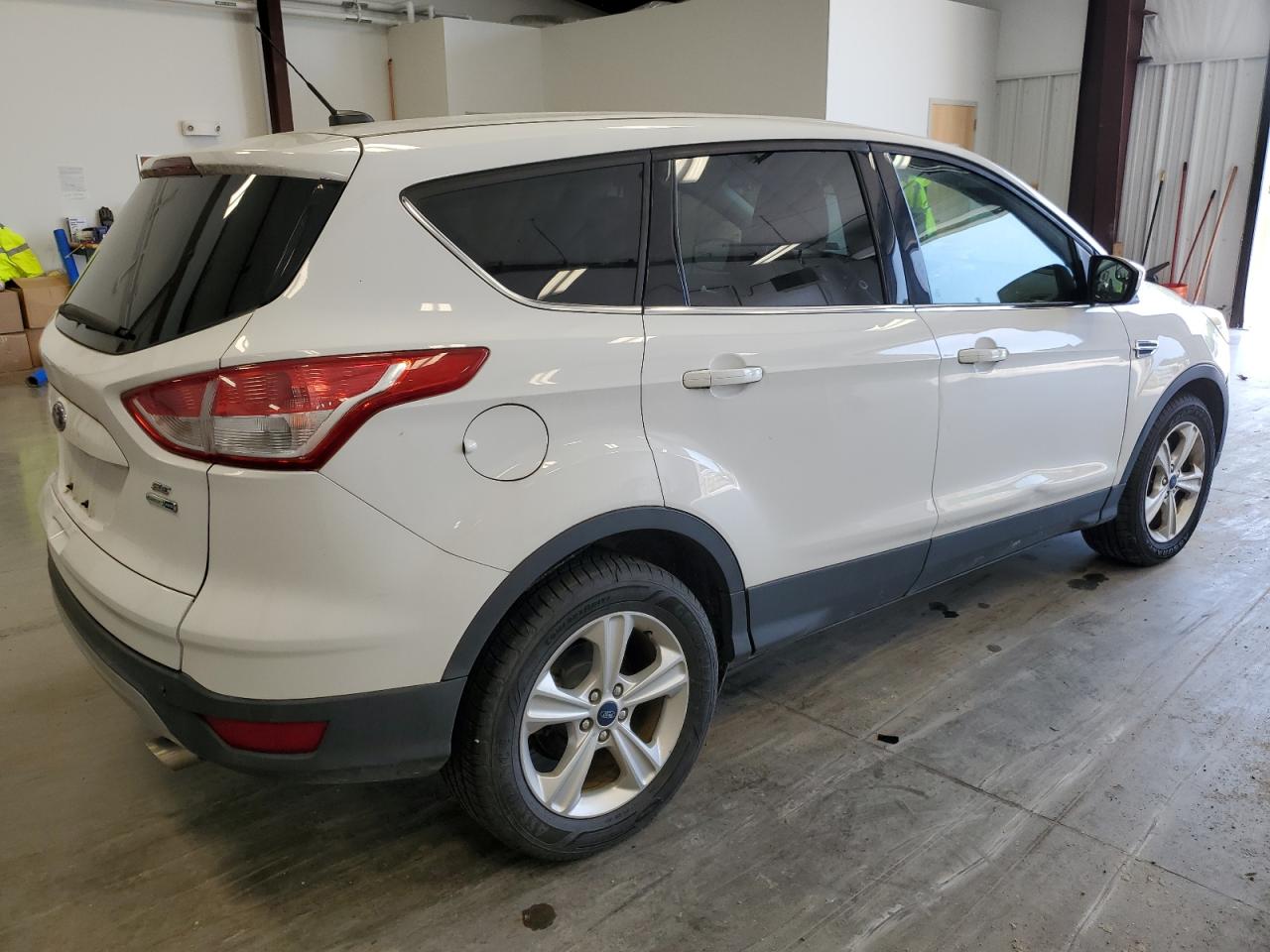 1FMCU9GXXEUD91212 2014 Ford Escape Se